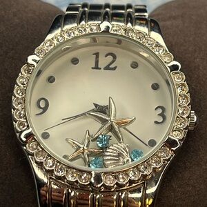 New Elegant Silver Women's Watch with Floating Charms